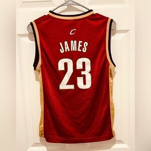 Lebron James Reebok Youth M Red Cleveland Cavaliers Jersey